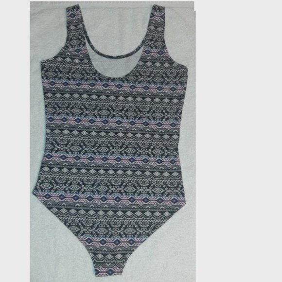 One piece swimming suit by Forever 21/ size 2X - Picture 9 of 12